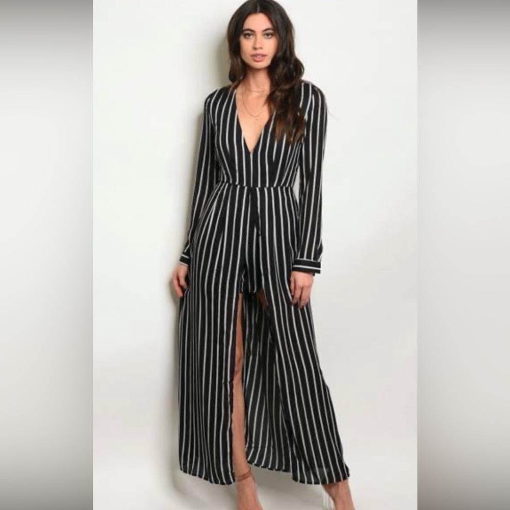 NEW Striped Long Sleeve V Neck Shorts Romper Maxi Dress